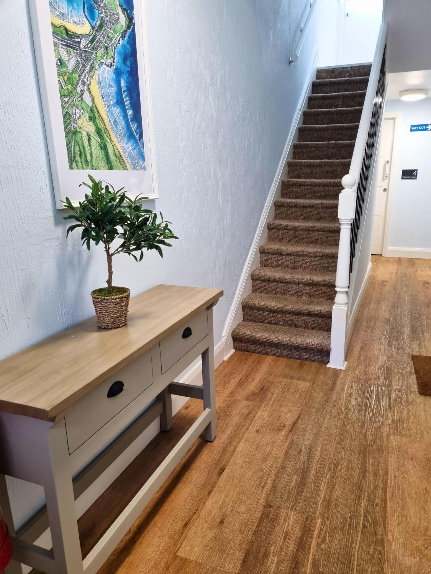 2 Princess Green - Portrush By The Sea エクステリア 写真